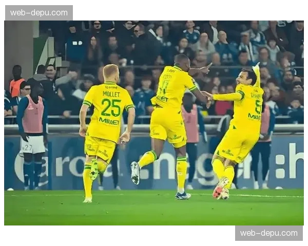 南特VS勒阿弗尔法甲保级六分生死战,主场保级压力山大南特全力捍卫主场尊严 南特VS勒阿弗尔法甲保级六分生死战,主场保级压力山大南特全力捍卫主场尊严